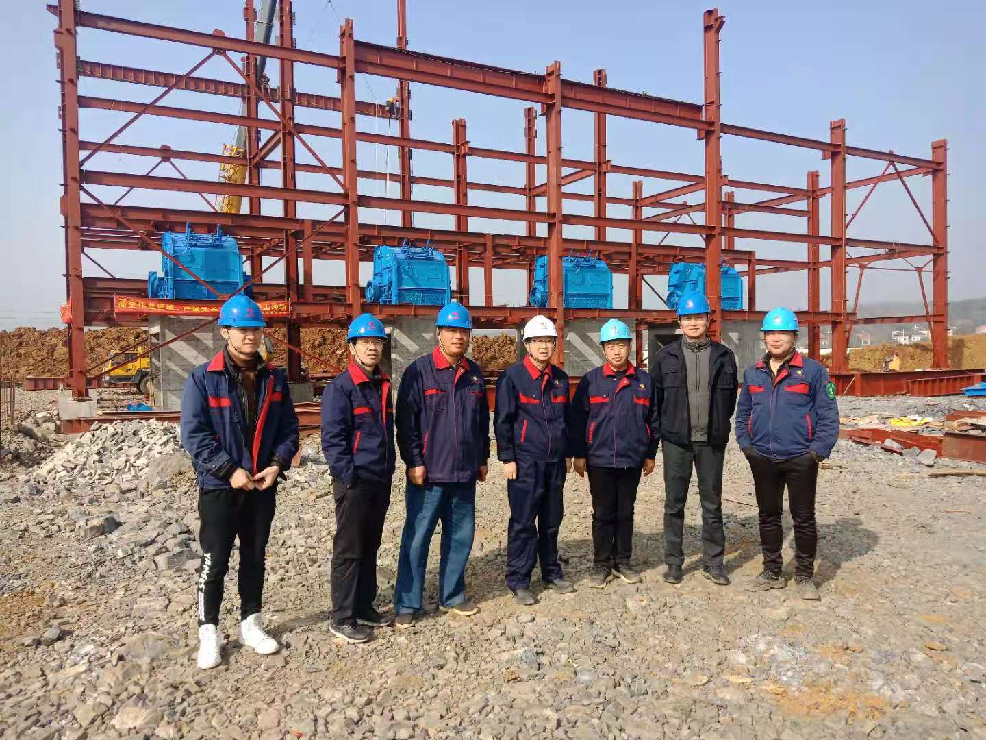 公司黨委書記王伍升一行到江西彭澤金力石項目部調(diào)研